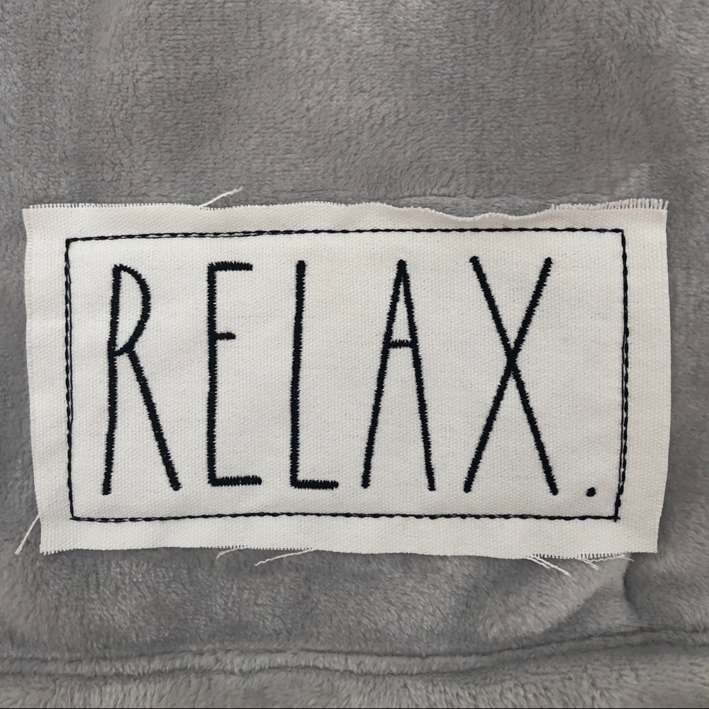 Rae Dunn Plush Throw RELAX Patch 50" x 60" Gray - Picture 3 of 8